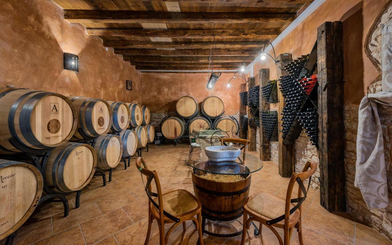 Отель Relais And Wine San Tommaso (Adults Only) Бале Экстерьер фото