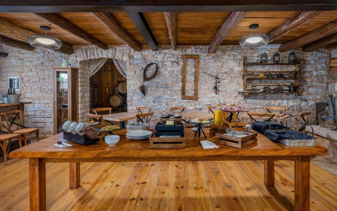 Отель Relais And Wine San Tommaso (Adults Only) Бале Экстерьер фото