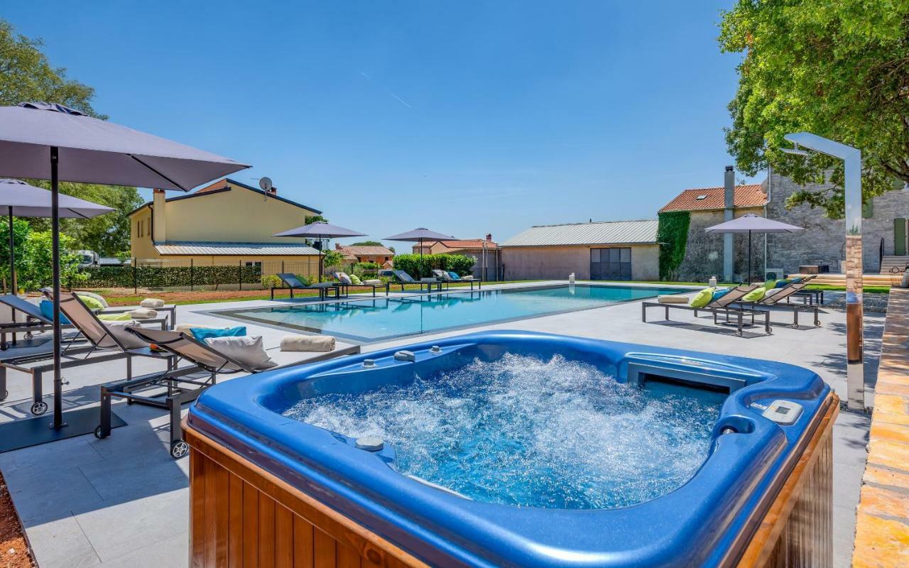 Отель Relais And Wine San Tommaso (Adults Only) Бале Экстерьер фото